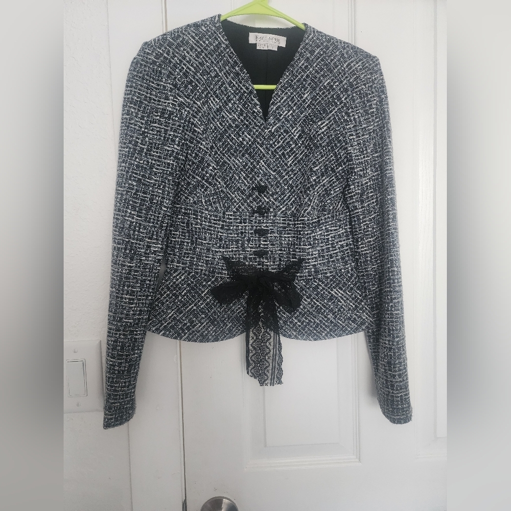 Kay‎ Unger tweed blazer, size 2, gray, metallic.